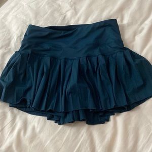 Navy gold hinge athletic skirt size small